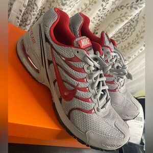Nike Air Max Torch 4 Men's Sneakers Shoes Size 10 Brand New